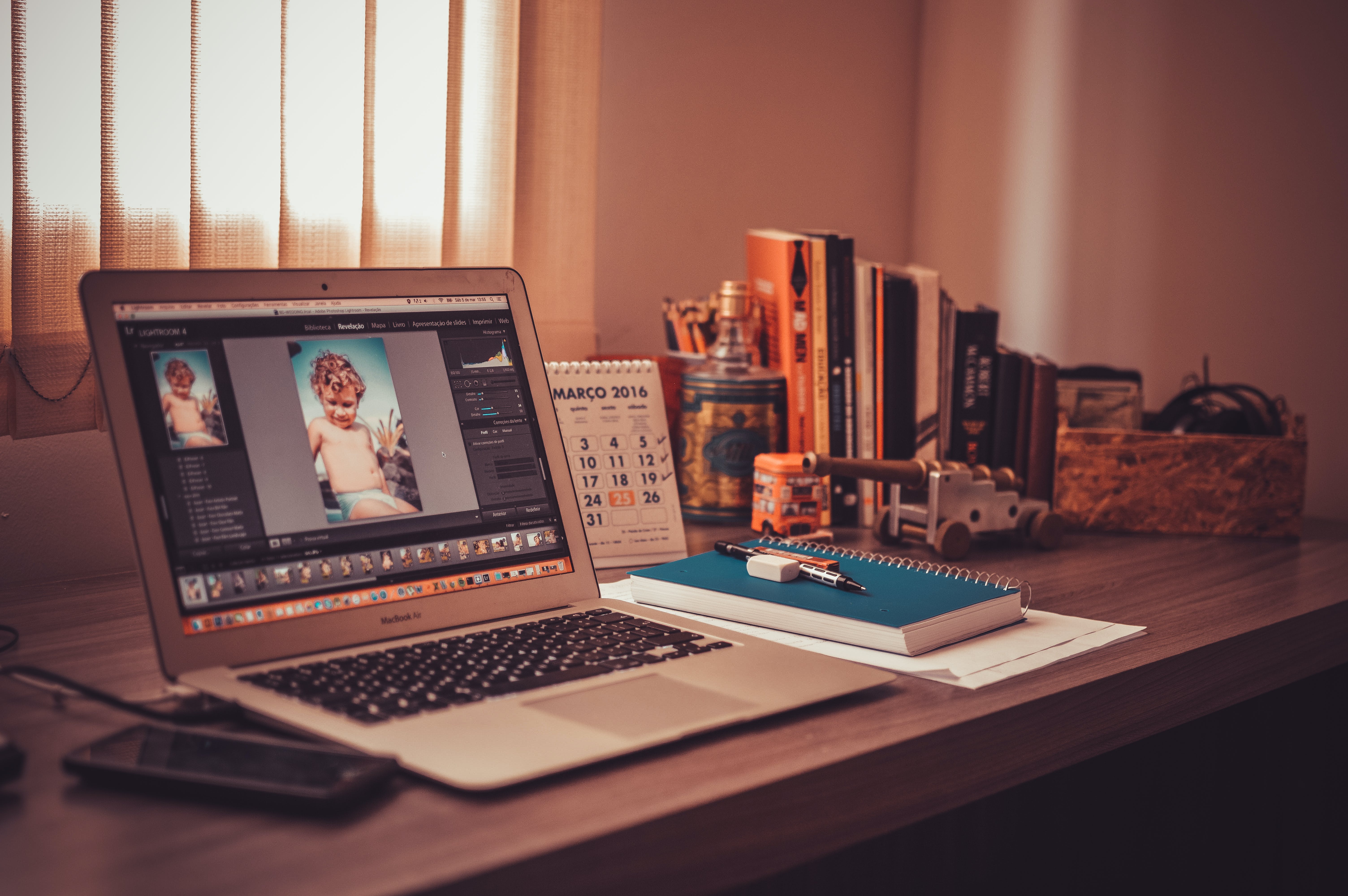 Learn Photoshop, website design, and profitable freelance work in 2023